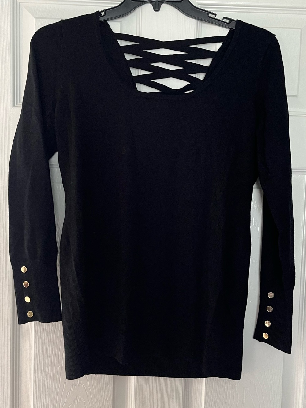 Cache women’s black long sleeved sweater with gold button detail size XL